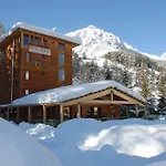 Hotel Casa Cesana 2*