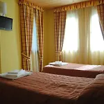 Casa Cesana Hotel 2*